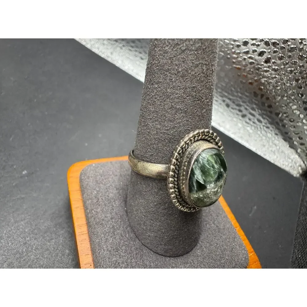 Vtg 925 Sterling Silver Seraphinite Oval Green Stone Rope Border Ring Sz 10.25